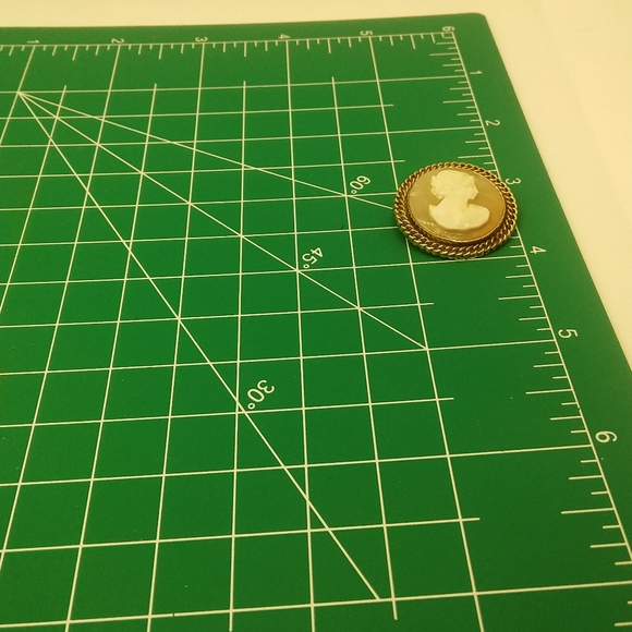 Antique/Vintage 1940s Catamore Gold Filled Brooch - Picture 7 of 9